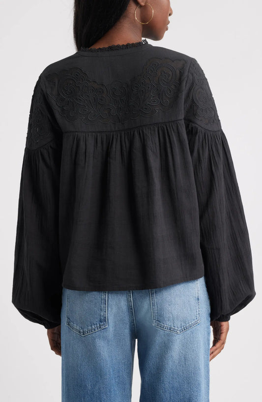 Treasure & Bond Appliqué Yoke Balloon Sleeve Blouse